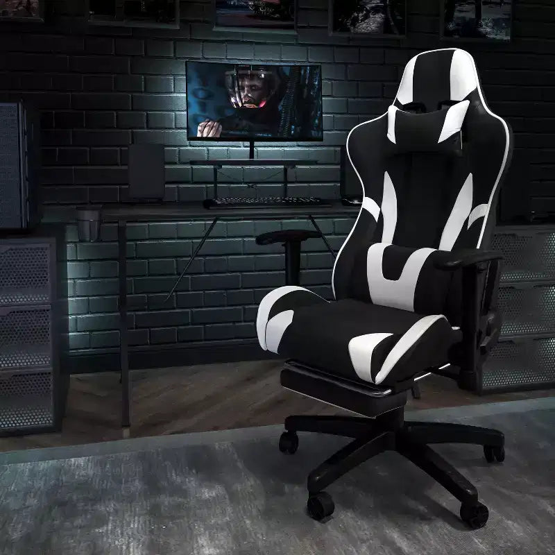 Sedia da gaming stile racing con schienale reclinabile e poggiapiedi estraibile