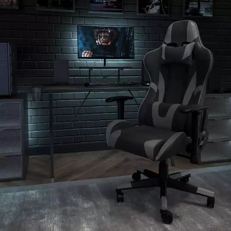 Sedia da gaming stile racing con schienale reclinabile e poggiapiedi estraibile