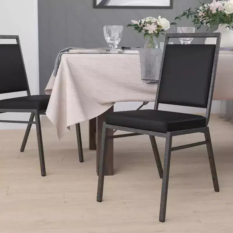 Sedia impilabile da banchetto con schienale quadro e telaio in acciaio colore Silver Vein – Qualità commerciale