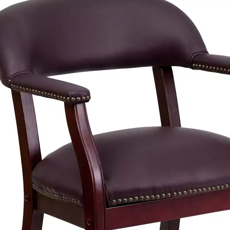 Presidente da Conferenza con Rivestimento in Vinile, Borchie in Ottone e Ruote – Struttura in Legno Massello