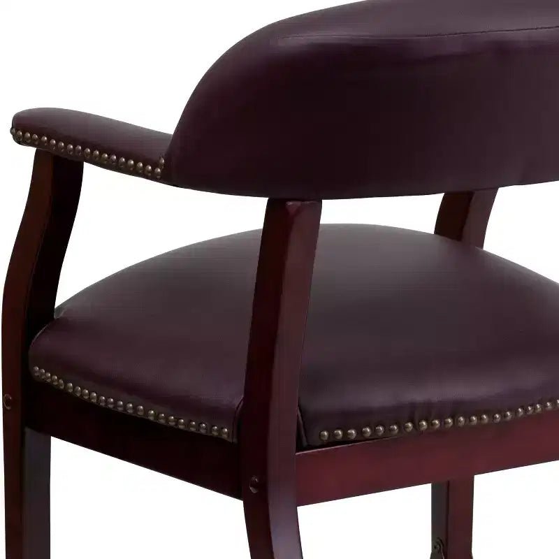 Presidente da Conferenza con Rivestimento in Vinile, Borchie in Ottone e Ruote – Struttura in Legno Massello