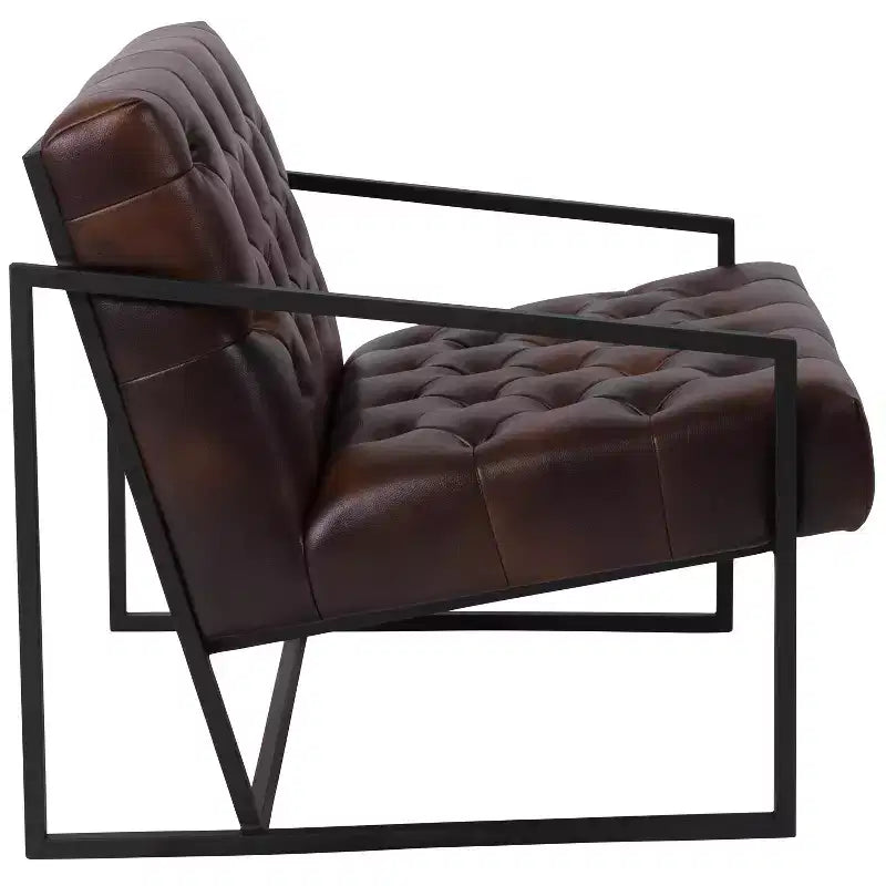 Poltrona lounge accent imbottita con braccioli inclinati – Similpelle, Struttura in metallo