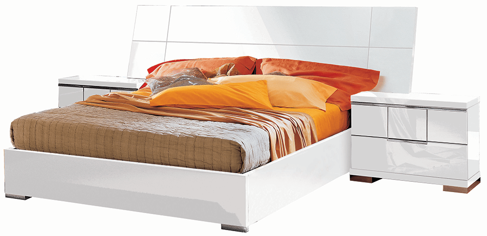 Comodino Asti (Ordine speciale) - Parte di una collezione per la camera da letto dal design fluido e funzionale, che include letto, cassettiera, comodini, cassettiera