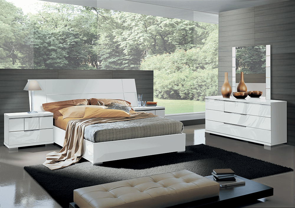 Comodino Asti (Ordine speciale) - Parte di una collezione per la camera da letto dal design fluido e funzionale, che include letto, cassettiera, comodini, cassettiera