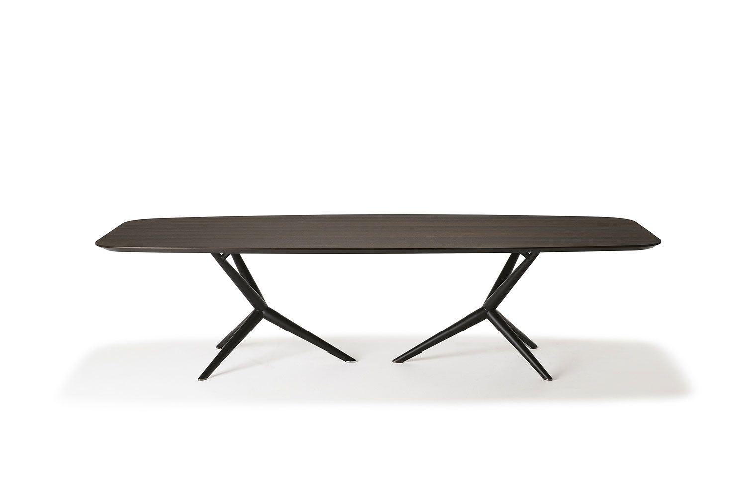 Tavolo da Pranzo in Legno Atlantis - Le basi a doppio piedistallo utilizzano forme geometriche sia per il supporto che per l'impatto visivo - Fabbricato in Italia