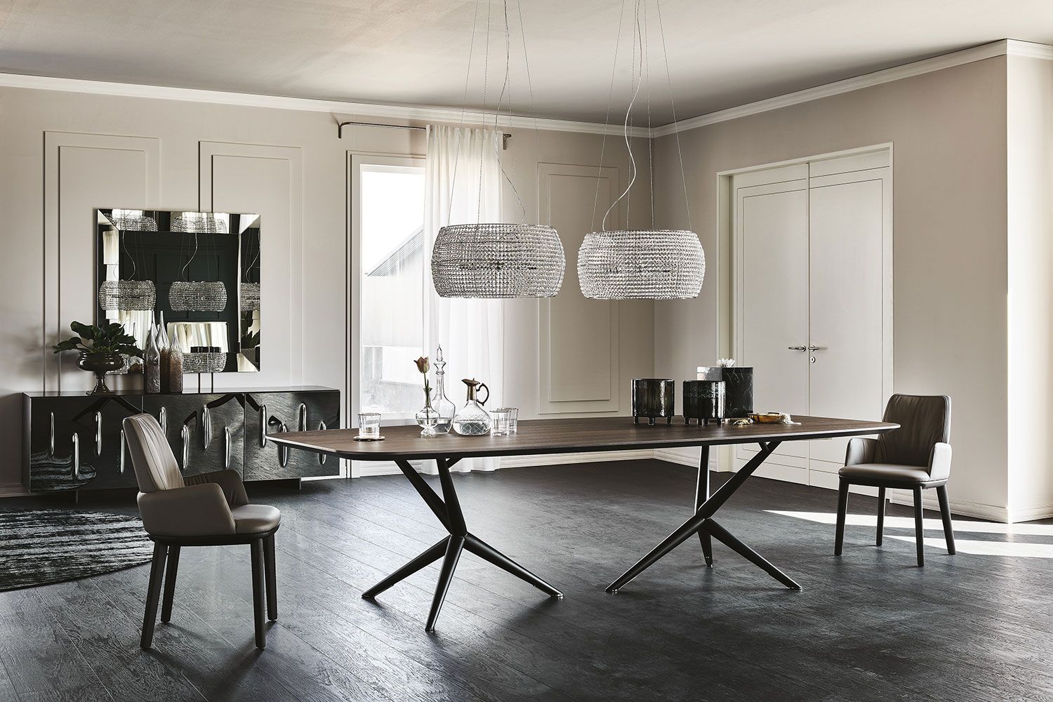 Tavolo da Pranzo in Legno Atlantis - Le basi a doppio piedistallo utilizzano forme geometriche sia per il supporto che per l'impatto visivo - Fabbricato in Italia
