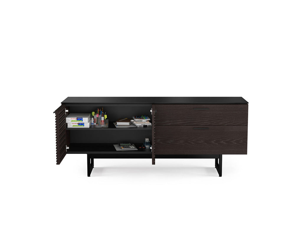Credenza da ufficio per corridoio - Caratteristiche Ripiani regolabili Cassetto portaoggetti Archivio documenti formato letter/legale Cassetti con serratura - Linee pulite e stile raffinato
