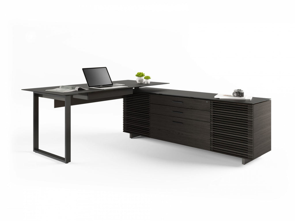 Scrivania direzionale a L Corridor – Linee pulite e stile raffinato con caratteristiche organizzative integrate – Adatta per il posizionamento ad angolo o come complemento d'arredo