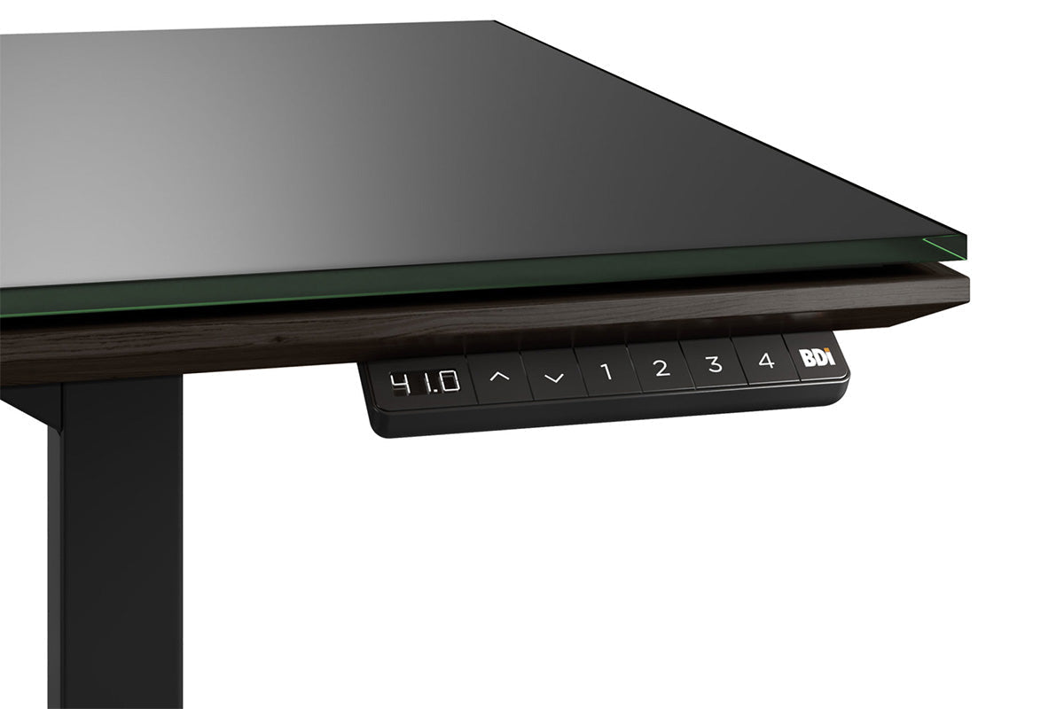 Scrivania regolabile in altezza - 60x24 - Disponibile anche in modello più grande.Caratteristiche: Tastiera programmabile Vano per la gestione dei cavi Canalette per la gestione dei cavi