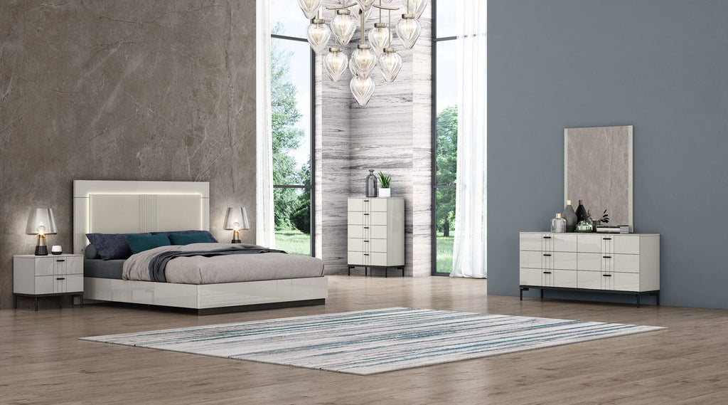 Cassettiera Bella - Accentuata da maniglie e gambe in nero opaco per un sorprendente contrasto - Dotata di cassetti premium con chiusura ammortizzata - Dotata di chiusura ammortizzata premium