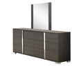 Cassettiera e Specchio Alice Grigio Opaco - Colore: Grigio Opaco Materiale: Legno Impiallacciato Stile: Moderno Dimensioni: Cassettiera: 65,3 L x 18,9 P x 34,2 A Specchio: