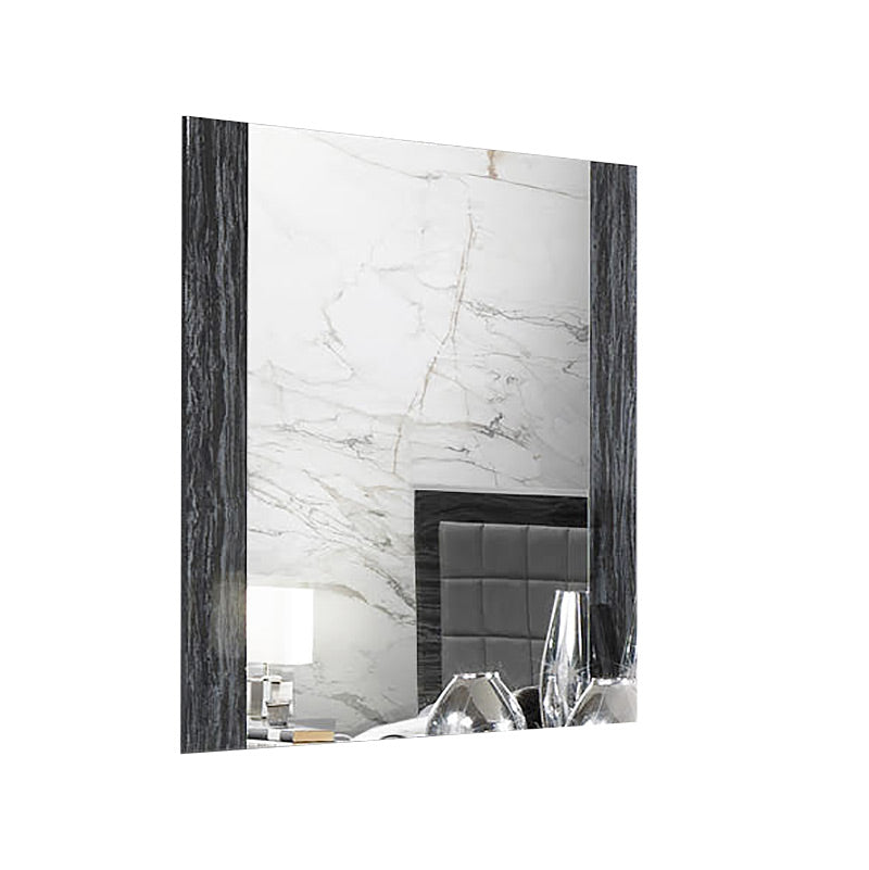 Comò e specchio Alice in grigio lucido - Colore: Grigio Materiale: Impiallacciatura di legno Stile: Moderno Dimensioni: Comò: 65,3L x 18,9P x 34,2A Specchio: 39,3L x 2P